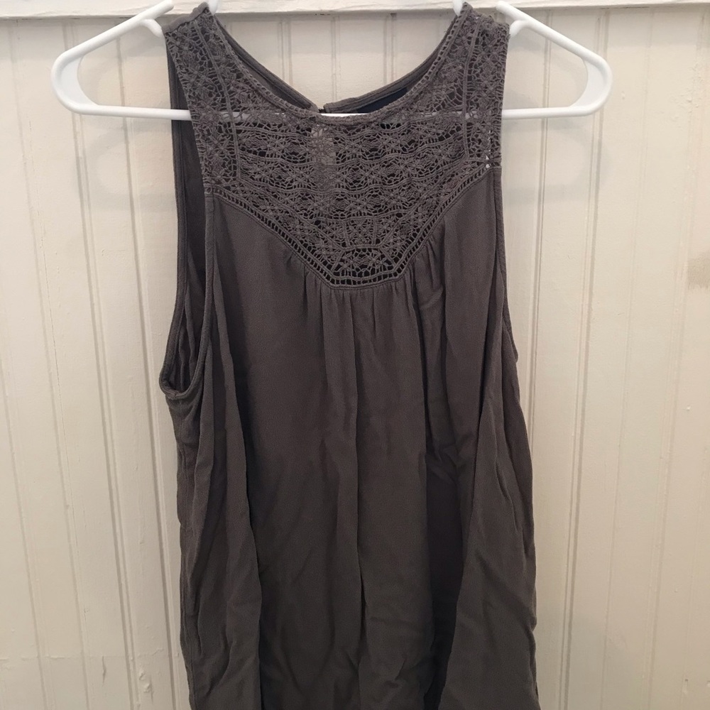 Soft dark grey/tan crochet top